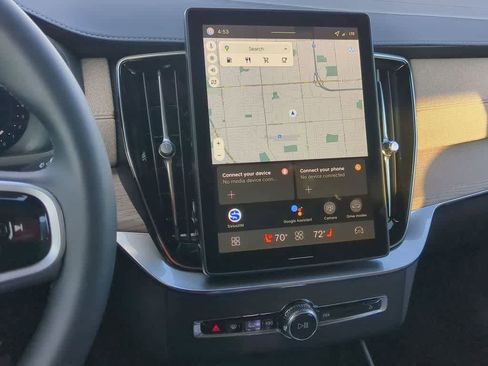 New 2026 Volvo XC90 B6 Plus w/ Protection Package Premier image 26