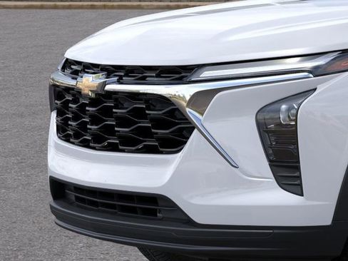 New 2026 Chevrolet Trax LS image 13