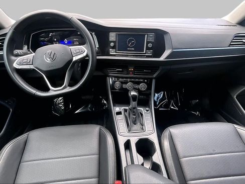 Used 2023 Volkswagen Jetta SE FWD image 16