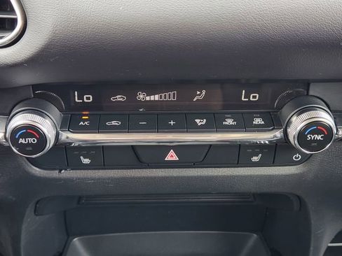 Used 2024 MAZDA CX-30 AWD 2.5 S w/ Premium Package image 23
