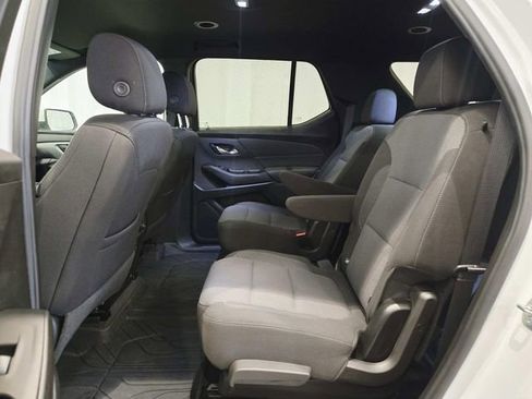 Used 2023 Chevrolet Traverse LT w/ LPO, Floor Liner Package image 9