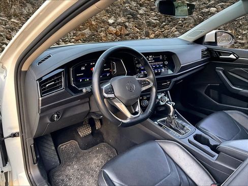 Used 2022 Volkswagen Jetta SEL image 12