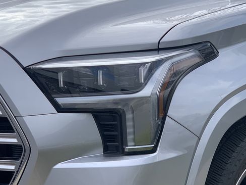 Used 2023 Toyota Sequoia Capstone image 6