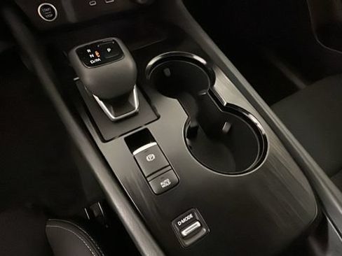 Used 2023 Nissan Rogue FWD image 21