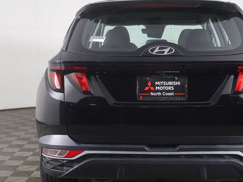 Used 2023 Hyundai Tucson SE FWD image 14