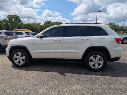 Used 2012 Jeep Grand Cherokee Laredo AWD/4WD image 8
