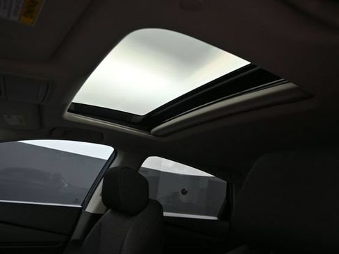 Used 2024 Honda Accord EX image 7