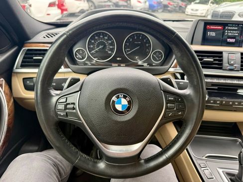 Used 2018 BMW 330i Sedan RWD image 18