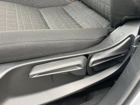 Used 2026 Honda HR-V Sport image 23