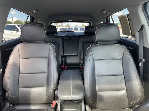 Used 2021 GMC Terrain SLT image 28