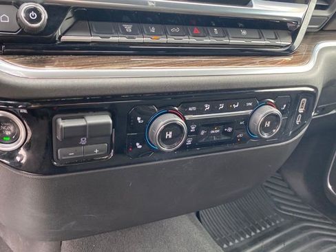 Certified 2025 Chevrolet Silverado 2500 LT w/ Convenience Package image 12