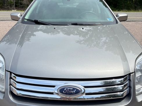 Used 2009 Ford Fusion SEL FWD image 5