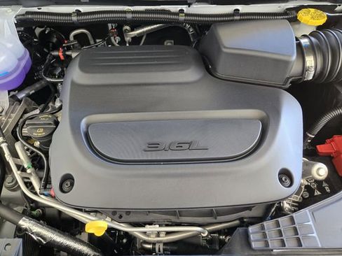 New 2026 Chrysler Voyager LX image 23