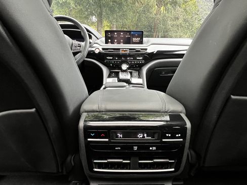 Certified 2024 Acura MDX SH-AWD image 34