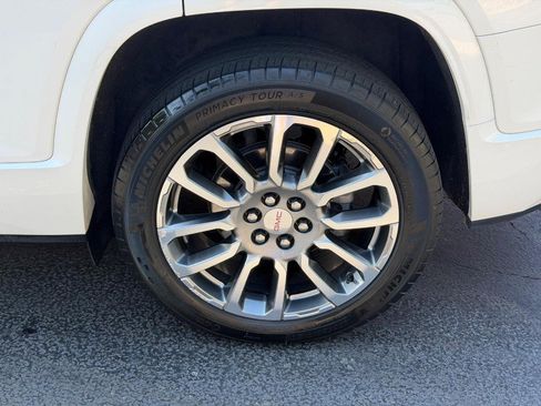 Used 2021 GMC Acadia Denali w/ Denali Ultimate Package AWD/4WD image 7