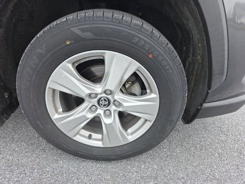 Used 2020 Toyota RAV4 XLE w/ All Weather Liner Package image 32