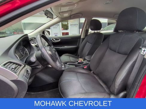 Used 2016 Nissan Sentra SR FWD image 9