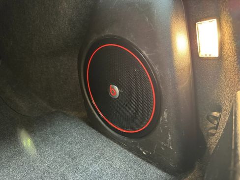 Used 2017 Chrysler 300 S image 56