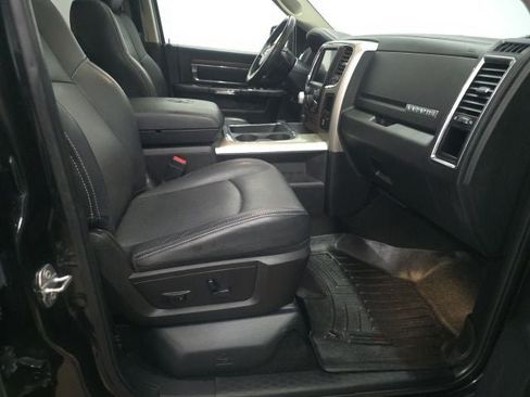 Used 2016 RAM 1500 Laramie w/ Convenience Group AWD/4WD image 4