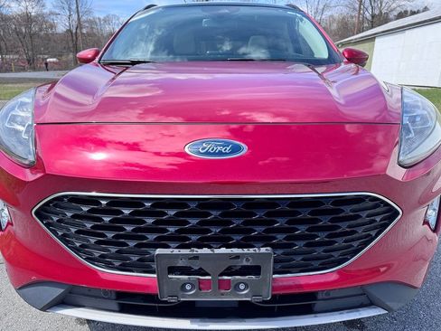 Used 2020 Ford Escape Titanium AWD/4WD image 2