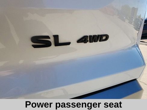 Used 2024 Nissan Pathfinder SL w/ Black Appearance Package AWD/4WD image 13
