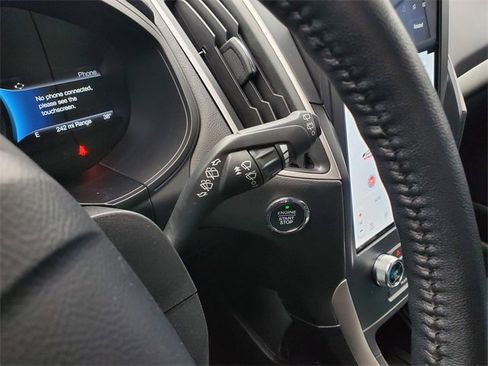 Certified 2024 Ford Edge SEL w/ Convenience Package image 16