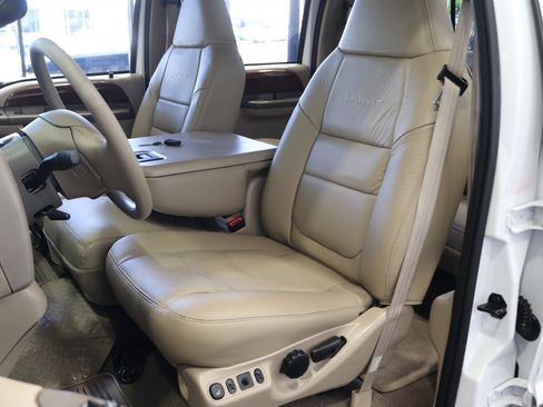 Used 2001 Ford F250 Lariat AWD/4WD image 14