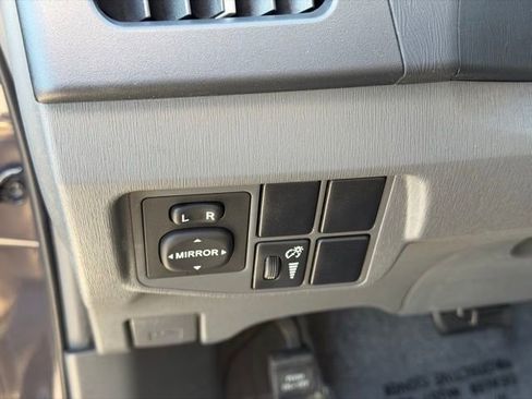 Used 2010 Toyota Prius One image 18