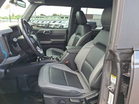 Used 2023 Ford Bronco Black Diamond AWD/4WD image 13