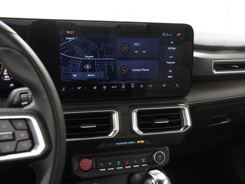 Used 2024 Ford Mustang Premium image 9