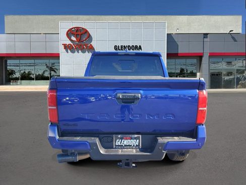 Certified 2024 Toyota Tacoma TRD Off-Road image 4