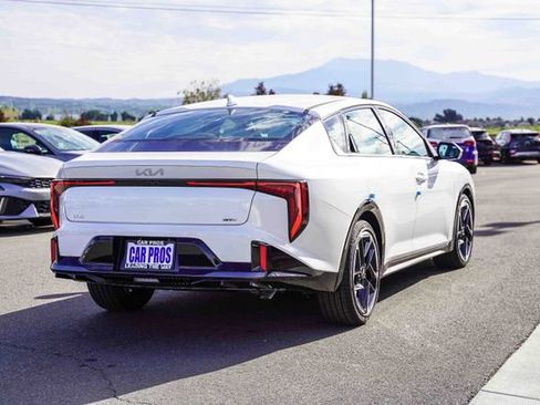New 2026 Kia K4 GT-Line image 7