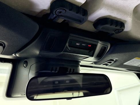 Used 2024 Jeep Wrangler Unlimited Sport image 31