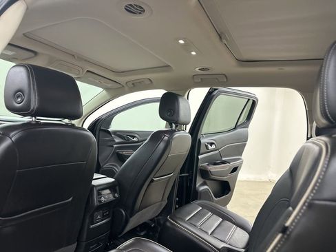 Used 2020 GMC Acadia Denali w/ Denali Ultimate Package image 28