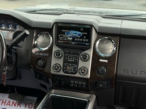 Used 2016 Ford F350 Platinum w/ Platinum Package image 21