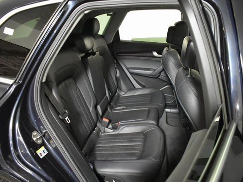 Used 2018 Audi Q5 2.0T Premium Plus w/ Premium Plus Package image 32