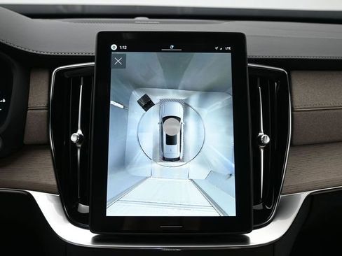 New 2026 Volvo XC90 T8 Plus w/ Protection Package Premier AWD/4WD image 22