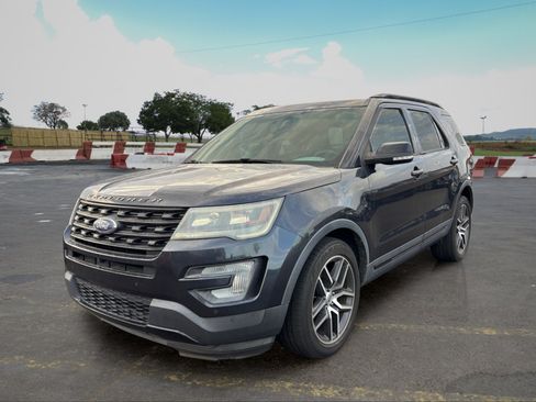 Used 2017 Ford Explorer Sport w/ Equipment Group 401A AWD/4WD image 5