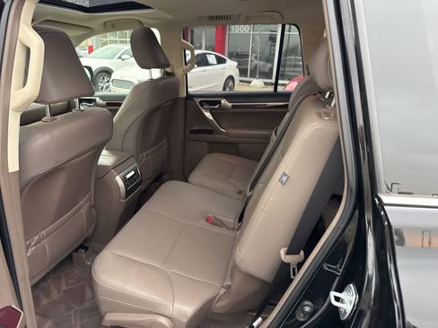 Used 2019 Lexus GX 460 Premium AWD/4WD image 15