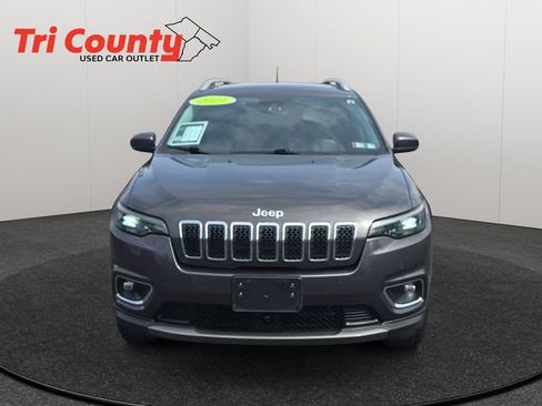 Used 2021 Jeep Cherokee Limited image 2