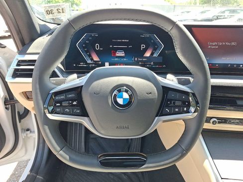 Used 2025 BMW 330i xDrive Sedan w/ Convenience Package AWD/4WD image 21