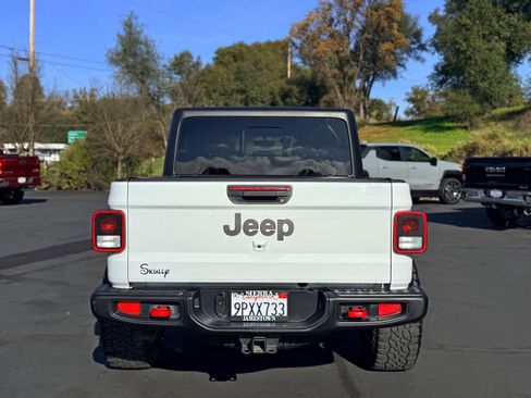 Used 2022 Jeep Gladiator Rubicon w/ Cold Weather Group image 7