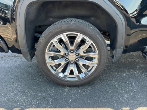 Used 2025 GMC Sierra 1500 Denali w/ Denali Reserve Package AWD/4WD image 6