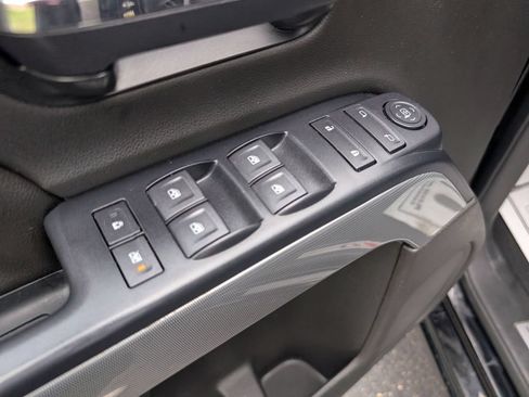 Used 2018 Chevrolet Silverado 1500 LT w/ All Star Edition AWD/4WD image 16