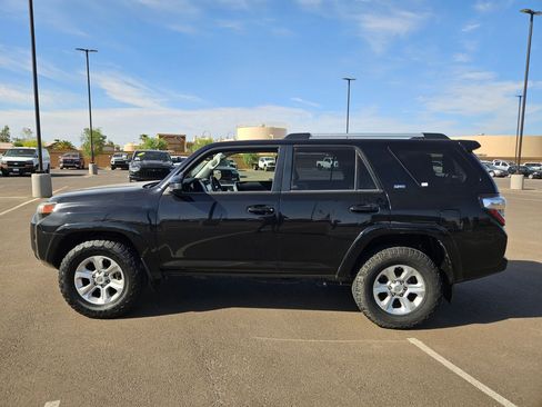 Used 2021 Toyota 4Runner SR5 RWD image 2