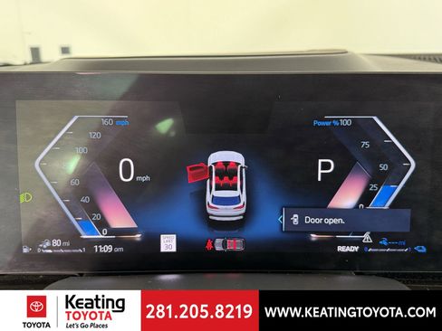 Used 2024 BMW X5 xDrive50e image 25