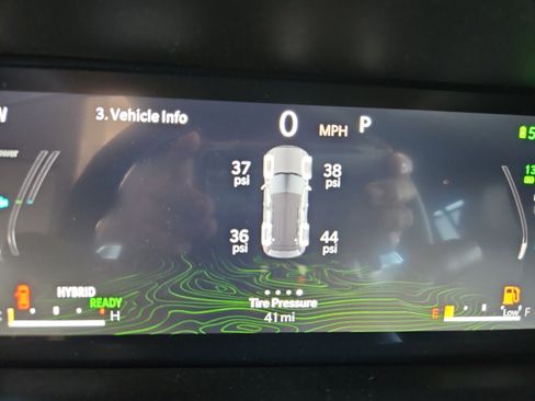 New 2025 Jeep Grand Cherokee Trailhawk w/ Luxury Tech Group III image 11