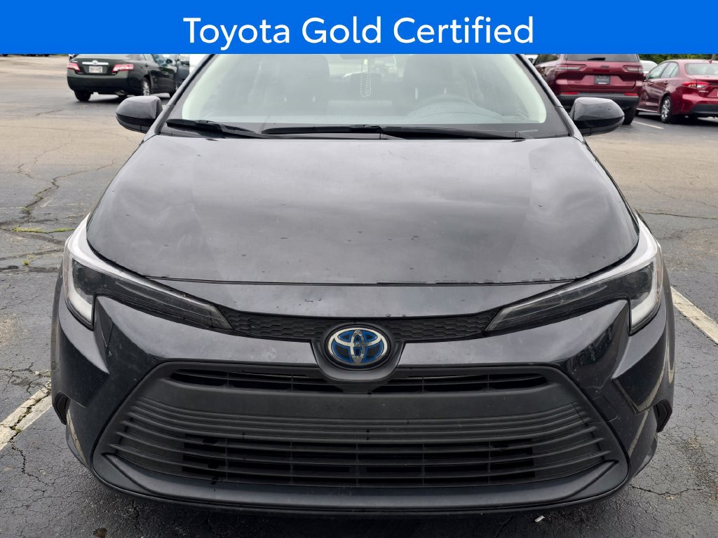 Used 2024 Toyota Corolla LE w/ LE Convenience Package FWD image 2