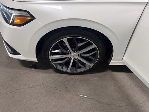 Used 2024 Honda Civic Touring image 28