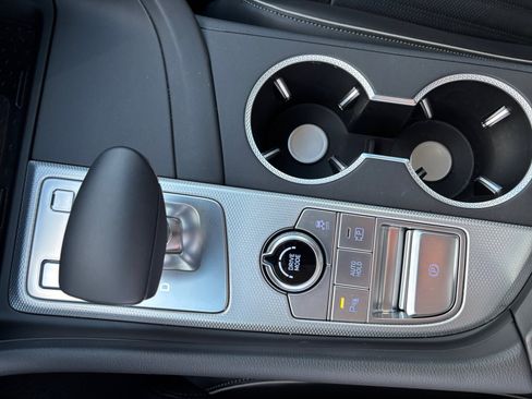 Used 2026 Genesis G70 2.5T Prestige image 15